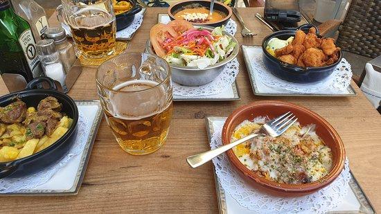 Levies Cafe-Bar